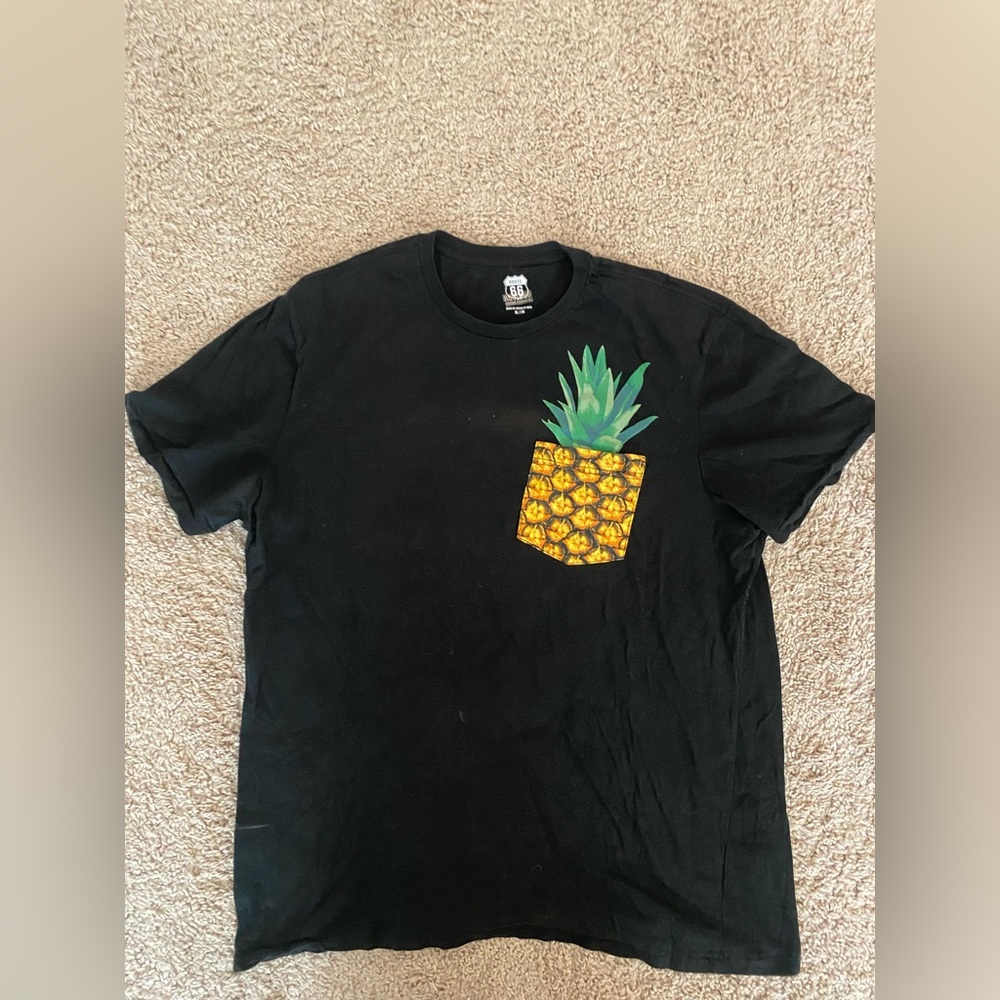 Route 66 pinaple t-shirt.